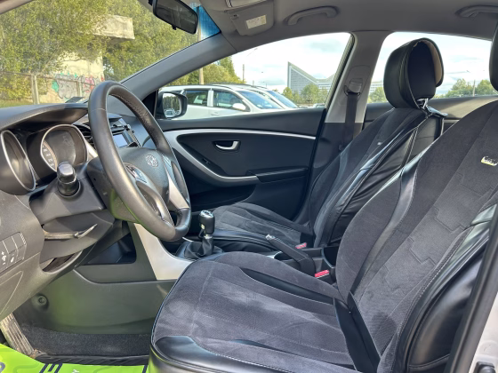 Hyundai I30 (9)