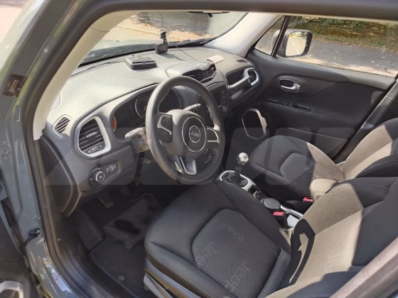 Jeep Renegade (11)