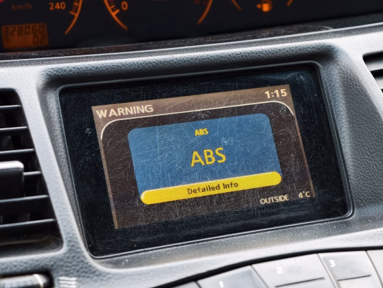 Nissan Primera (14)