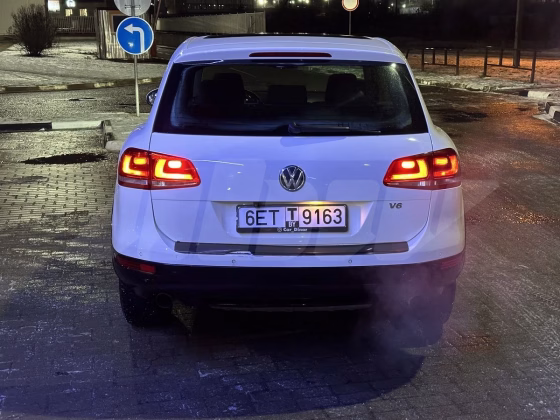 Volkswagen Touareg (4)