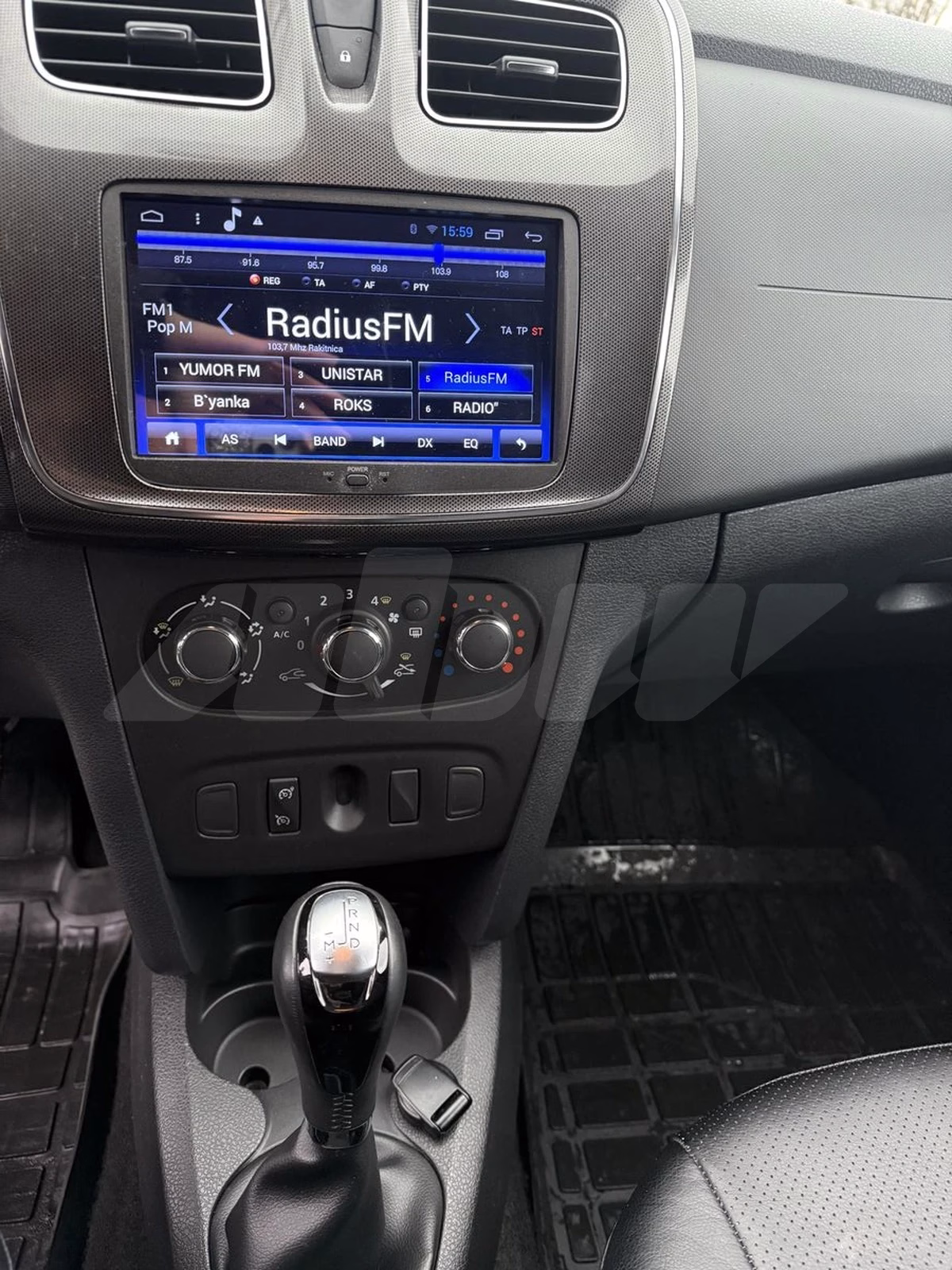Renault Sandero