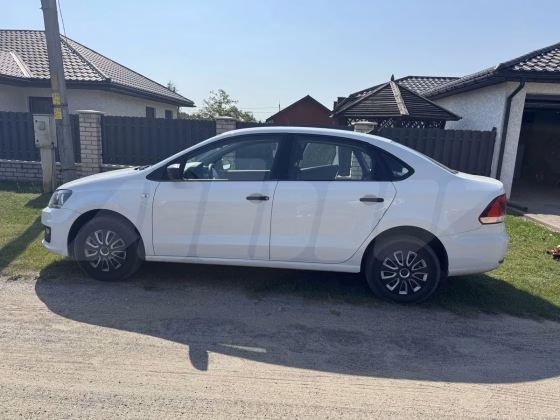 Volkswagen Polo (3)