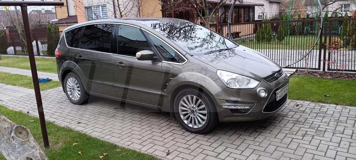Ford S-Max