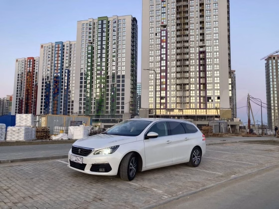 Peugeot 308 (3)