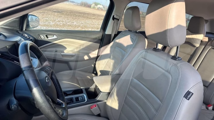 Ford Escape (8)