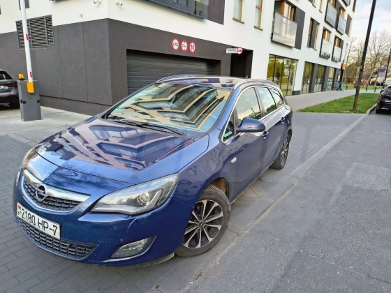 Opel Astra (4)