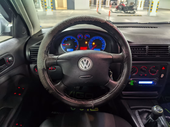 Volkswagen Passat (13)