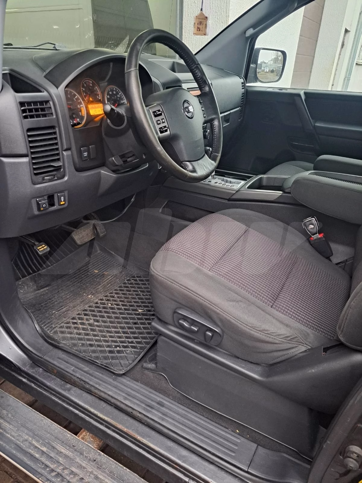 Nissan Titan