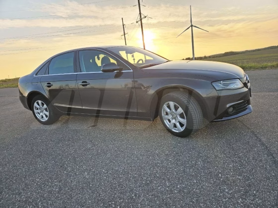 Audi A4 (5)