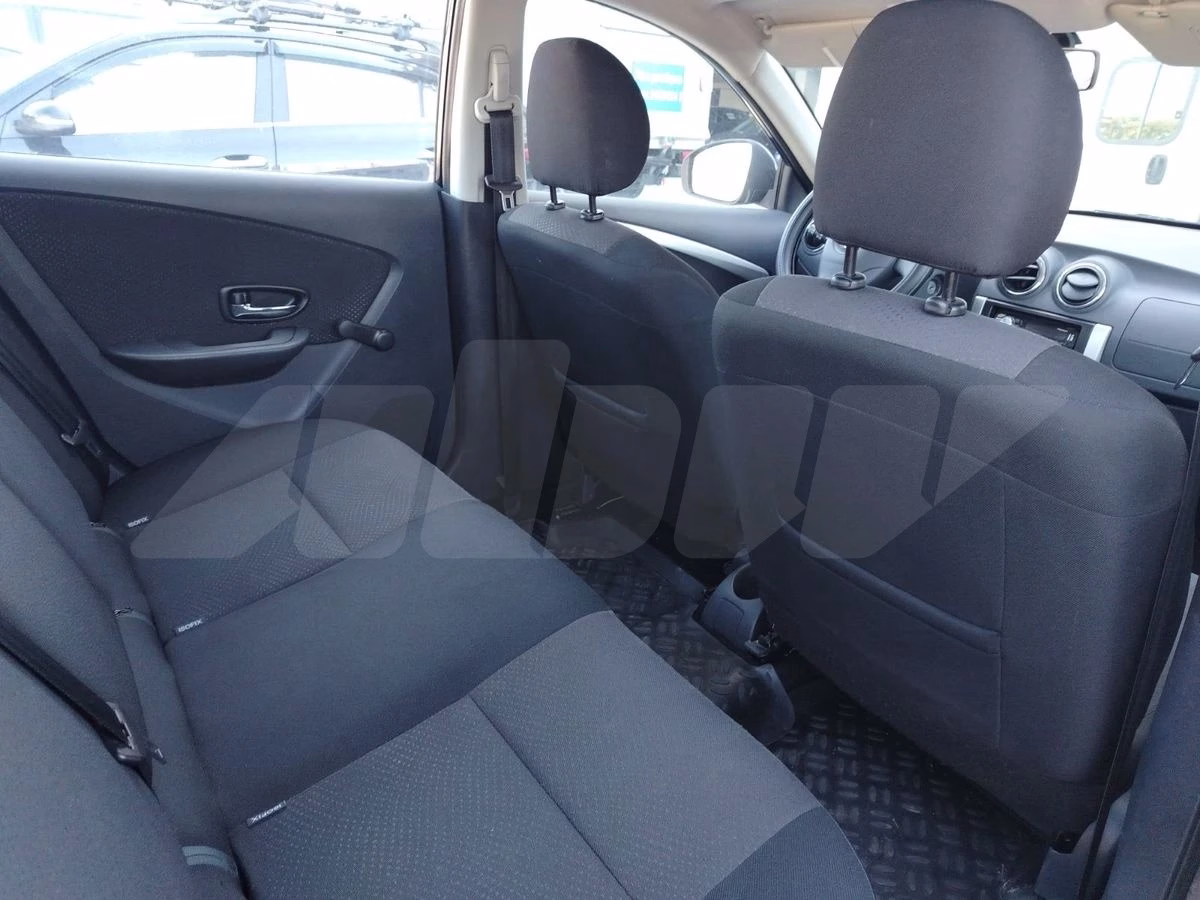 Nissan Almera