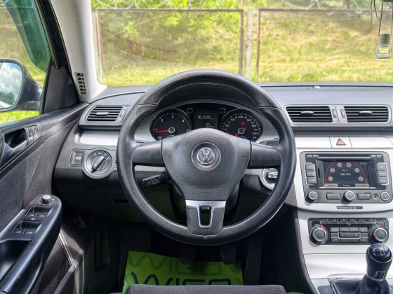 Volkswagen Passat (15)