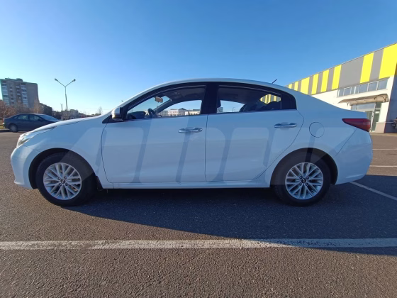 Kia Rio (2)