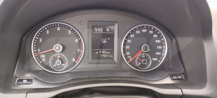 Volkswagen Jetta (6)