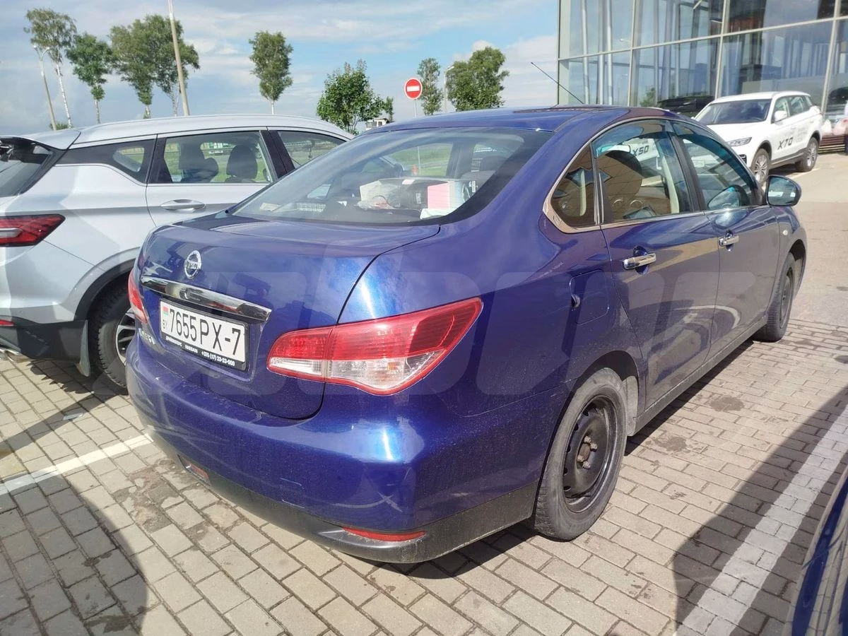 Nissan Almera