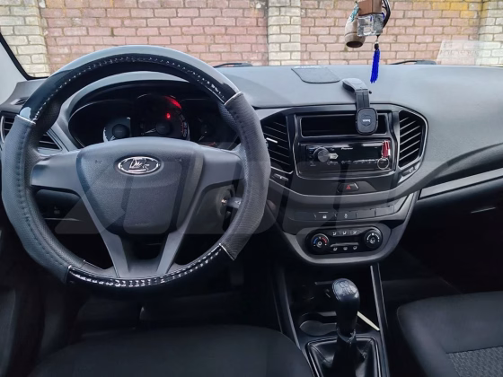 Lada Vesta (1)