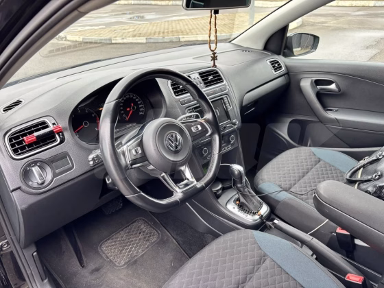 Volkswagen Polo (4)