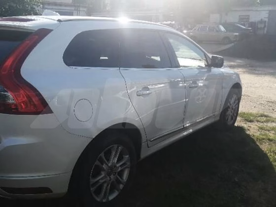 Volvo XC60 (2)