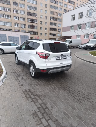 Ford Escape (3)