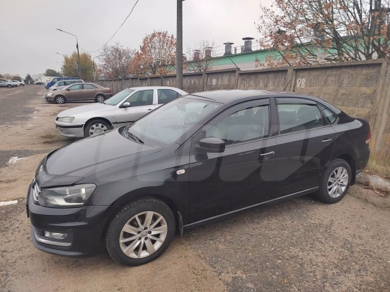 Volkswagen Polo (3)