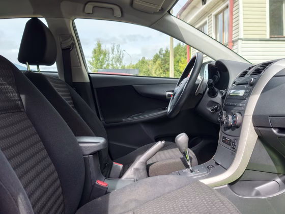 Toyota Corolla (12)
