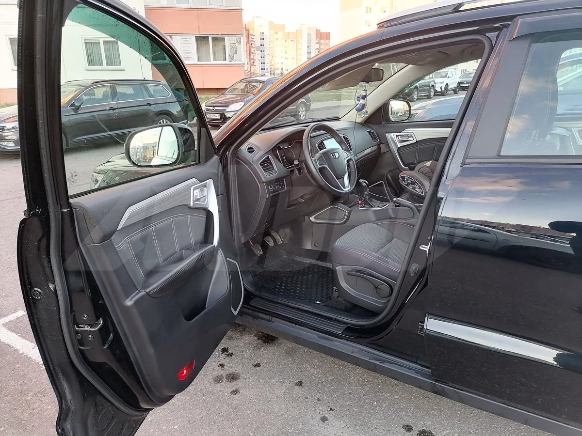 Geely Emgrand X7