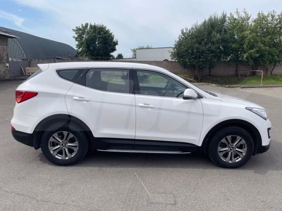 Hyundai Santa Fe (3)
