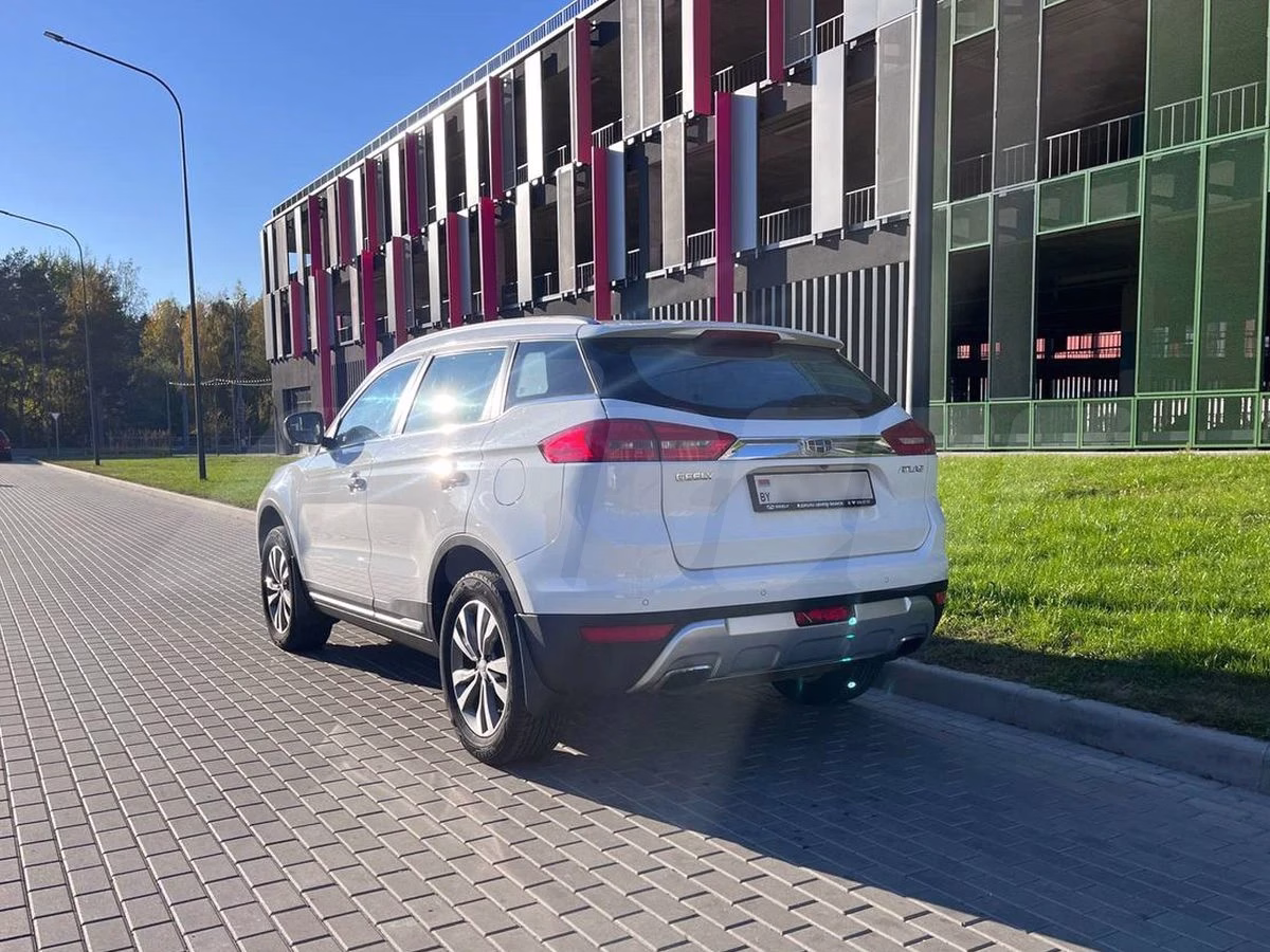 Geely Atlas