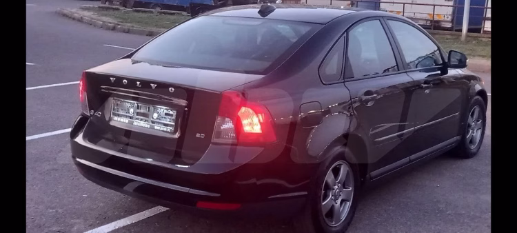 Volvo S40 (1)