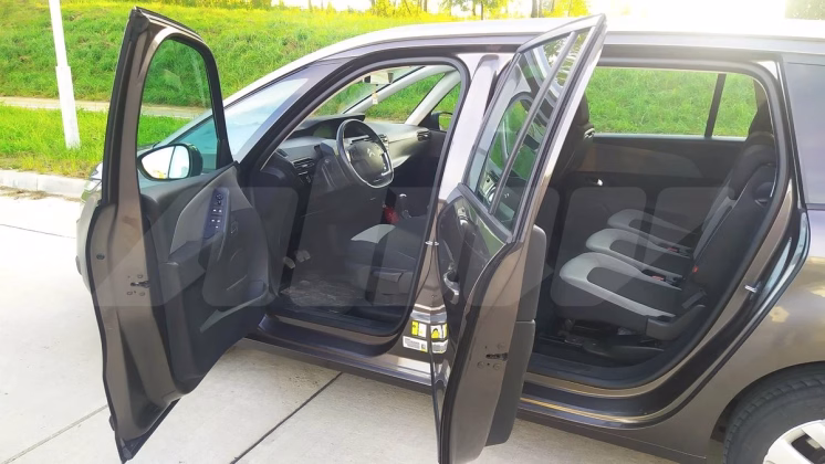 Citroën Grand C4 Picasso / SpaceTourer (2)