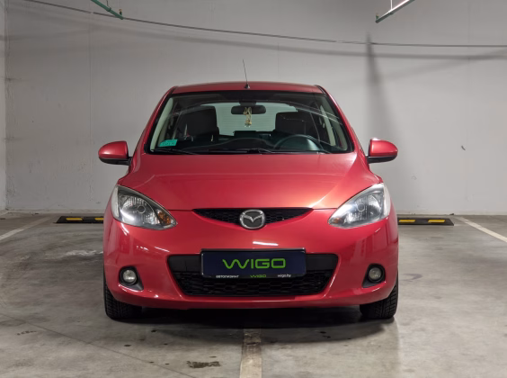 Mazda 2 (2)