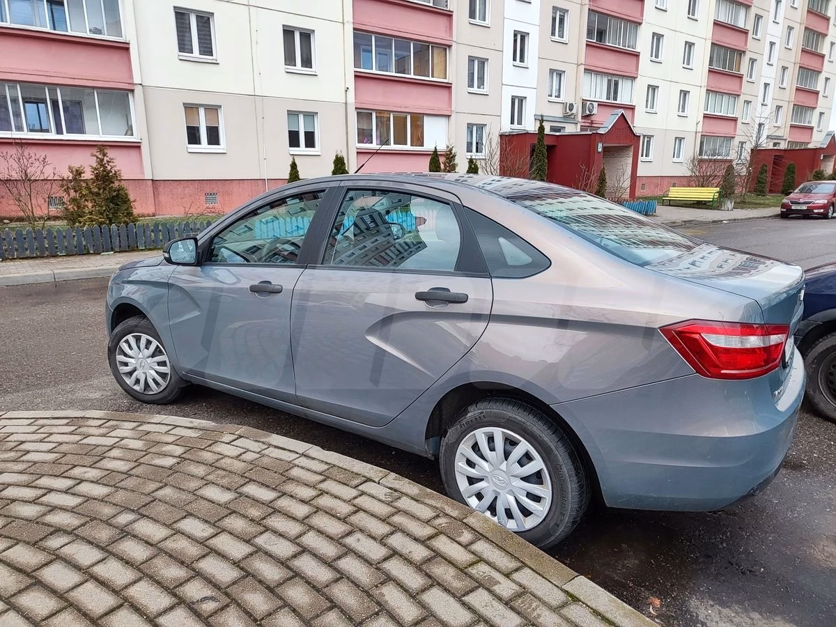 Lada Vesta
