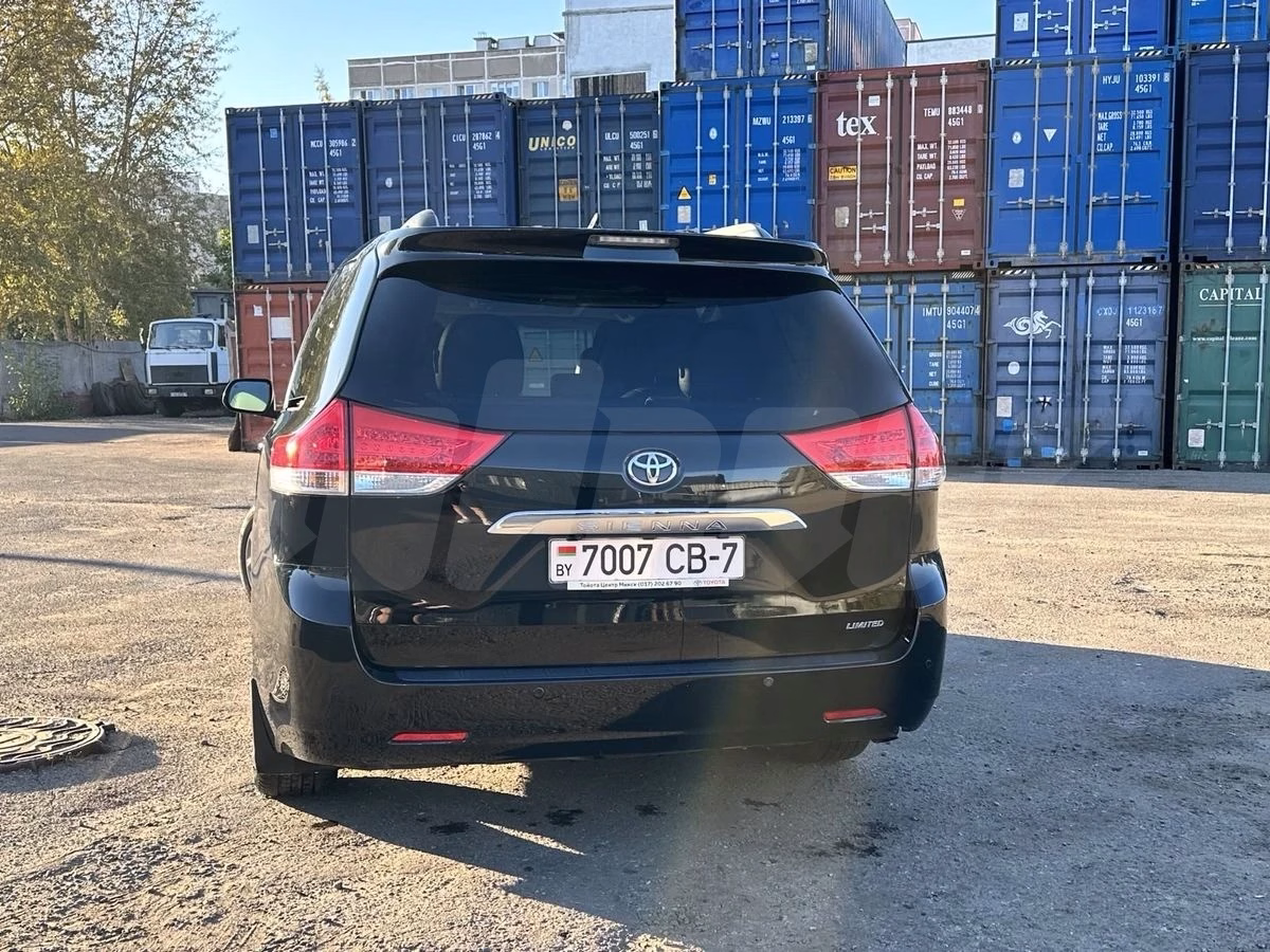 Toyota Sienna