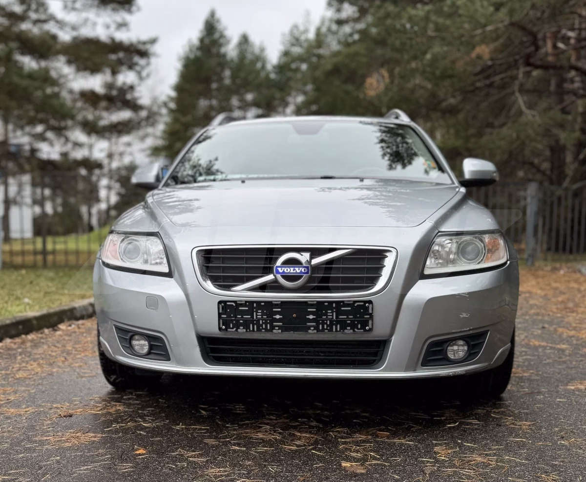 Volvo V50