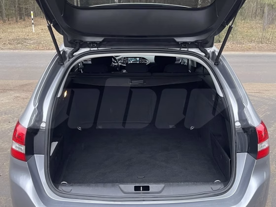 Peugeot 308 (8)