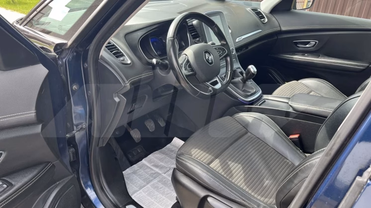 Renault Scenic (31)
