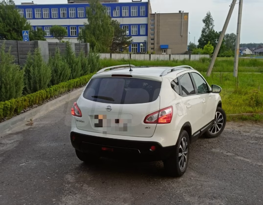 Nissan Qashqai (2)