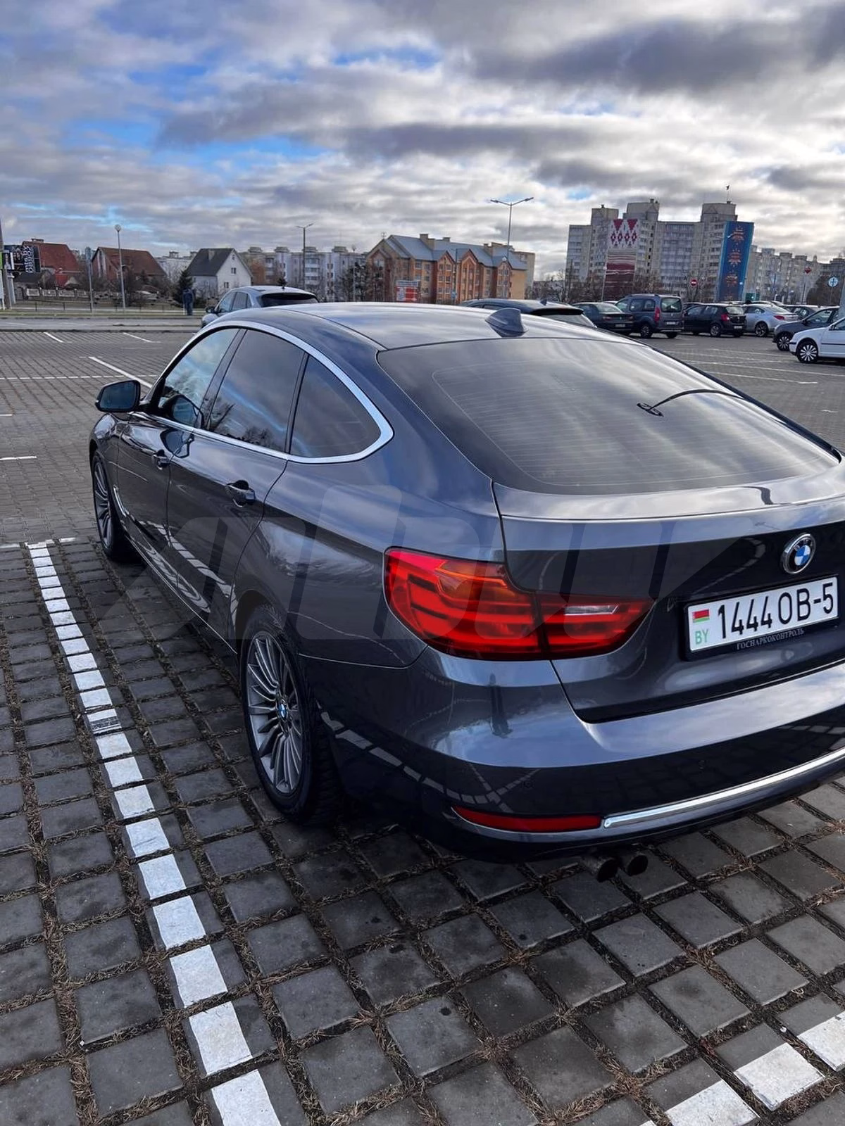 BMW 320