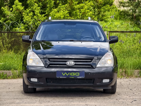 Kia Carnival (2)