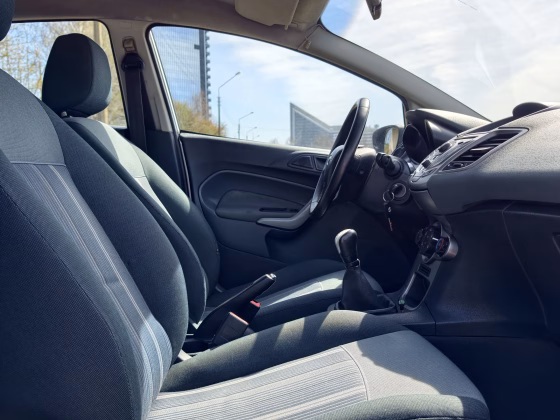 Ford Fiesta (12)