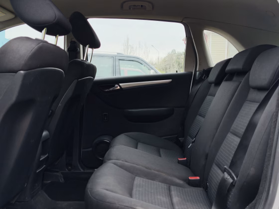 Mercedes-Benz B 250 (10)
