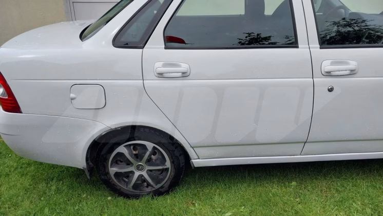 Lada Priora (3)