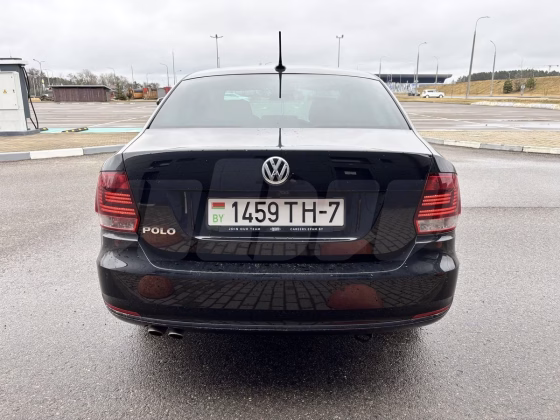 Volkswagen Polo (3)