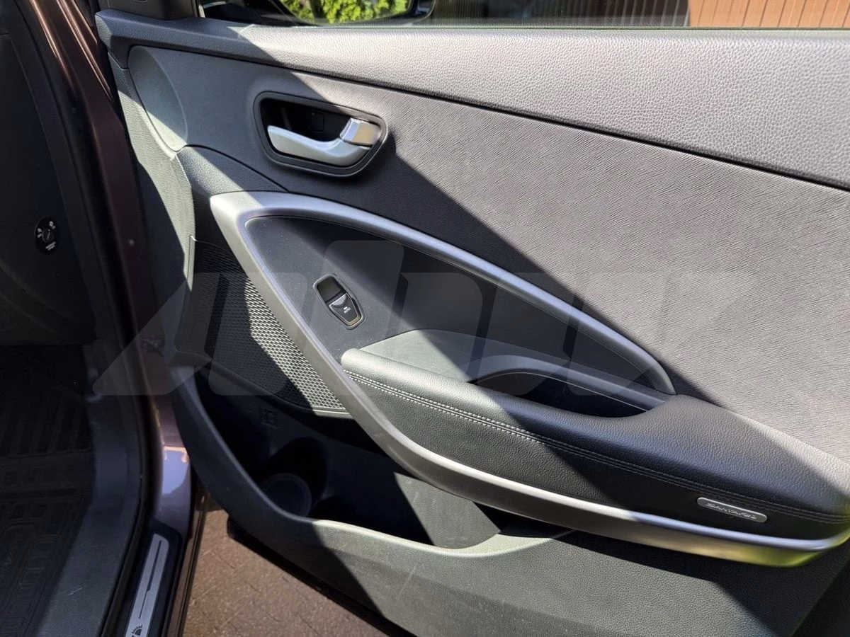 Hyundai Grand Santa Fe