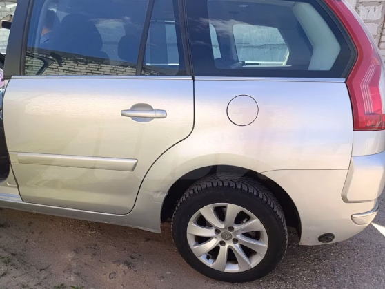 Citroën Grand C4 Picasso / SpaceTourer (4)