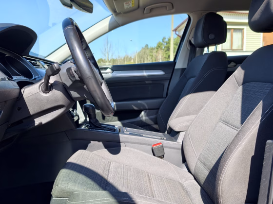 Volkswagen Passat (9)