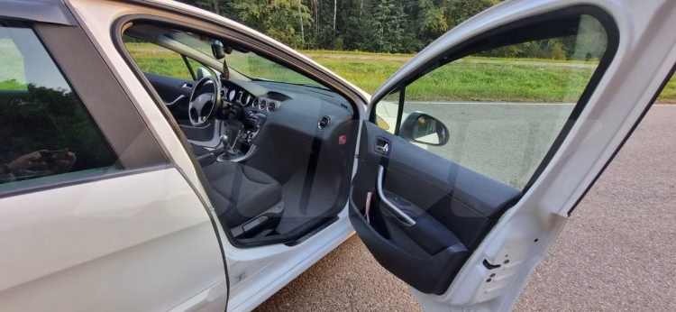 Peugeot 308 (7)