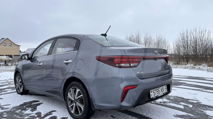 Kia Rio (2)