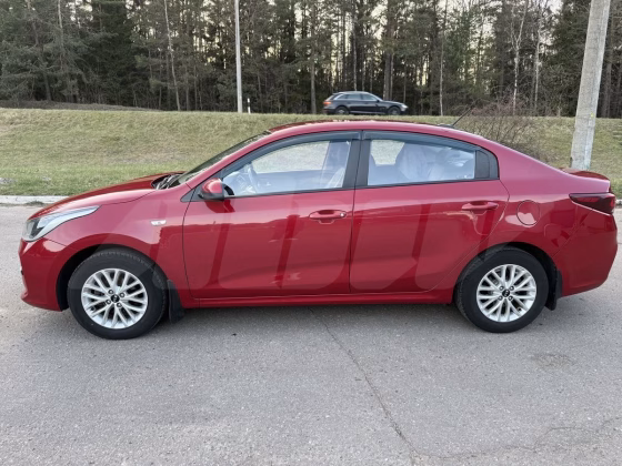 Kia Rio (1)