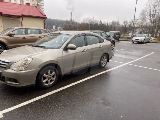 Nissan Almera (7)