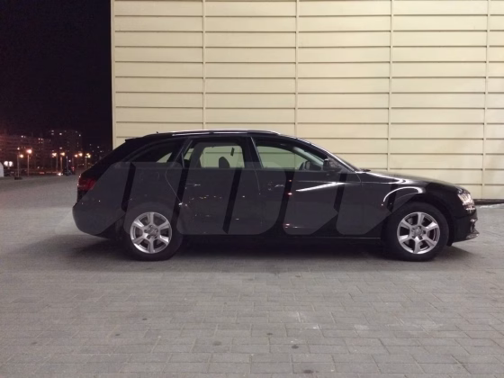 Audi A4 (3)
